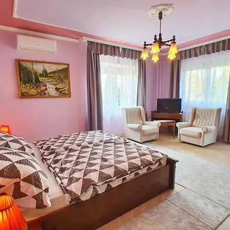 House Maya Apartman *